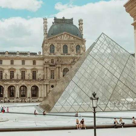 Appartamento Luxury Apartement, Près De Musée Louvre Parigi